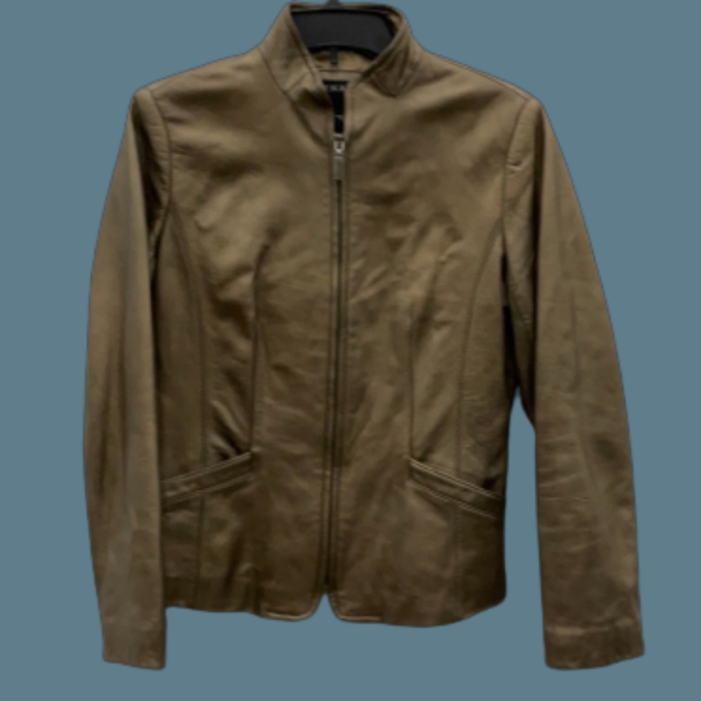 NWOT Bernardo Gold Womans Leather Moto Jacket